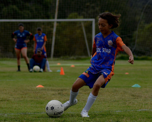 Schusstechnik im Fußball für Kinder: 5 Übungen für zuhause